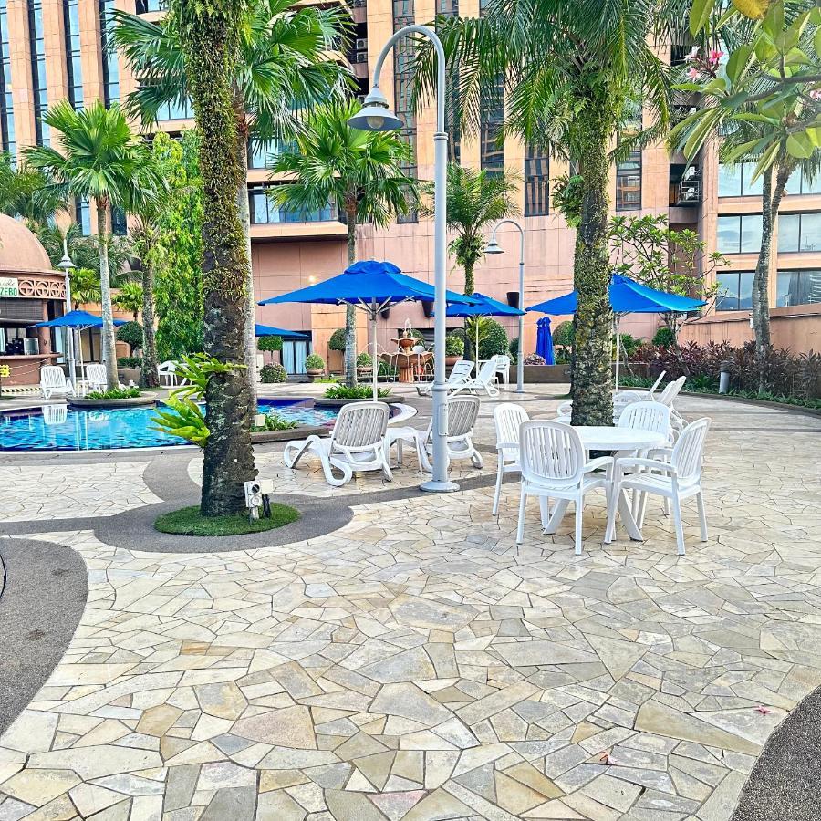 Peak Suites At Times Square, Kuala Lumpur